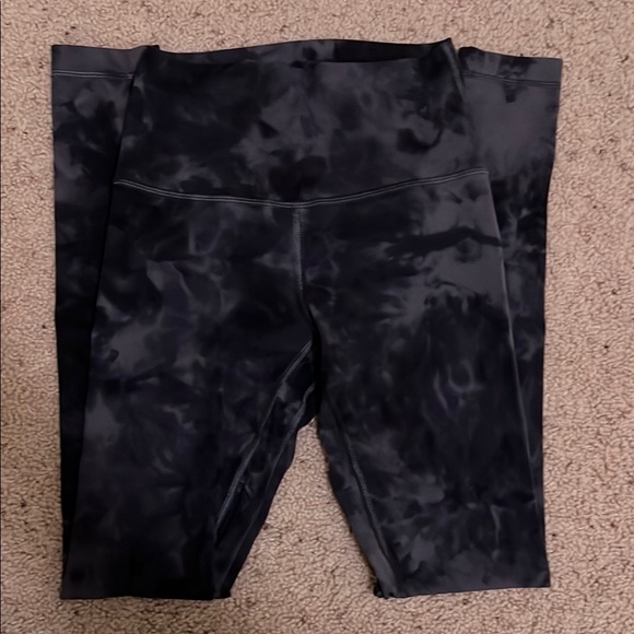 Lululemon Diamond Dye Leggings - Picture 2 of 6